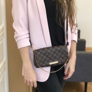 Louis Vuitton Favorite Cross Body bag